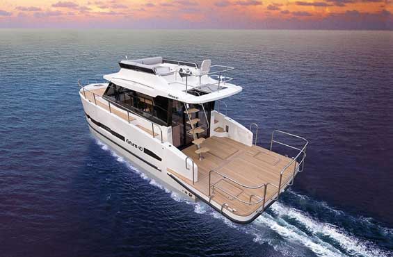Luxuriöses Hausboot der Reihe Futura für 8 Personen in Masuren